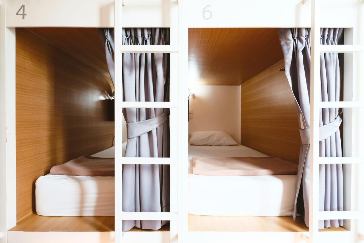 Wayha Hostel Don Mueang Airport Бангкок Екстер'єр фото