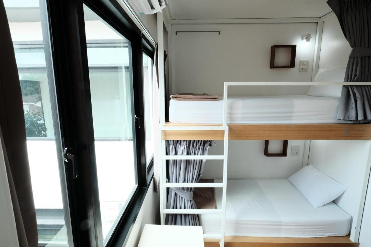 Wayha Hostel Don Mueang Airport Бангкок Екстер'єр фото