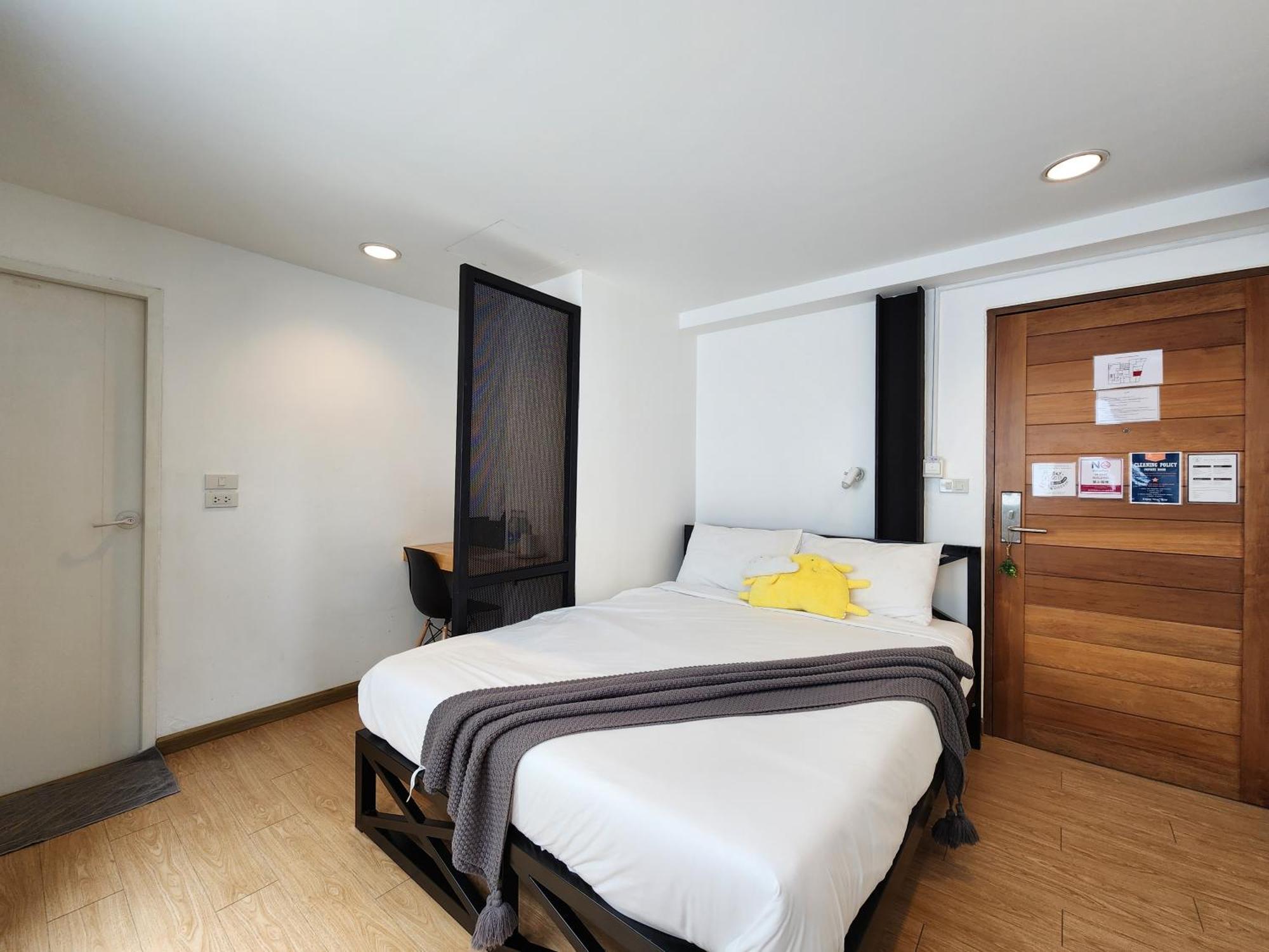 Wayha Hostel Don Mueang Airport Бангкок Екстер'єр фото