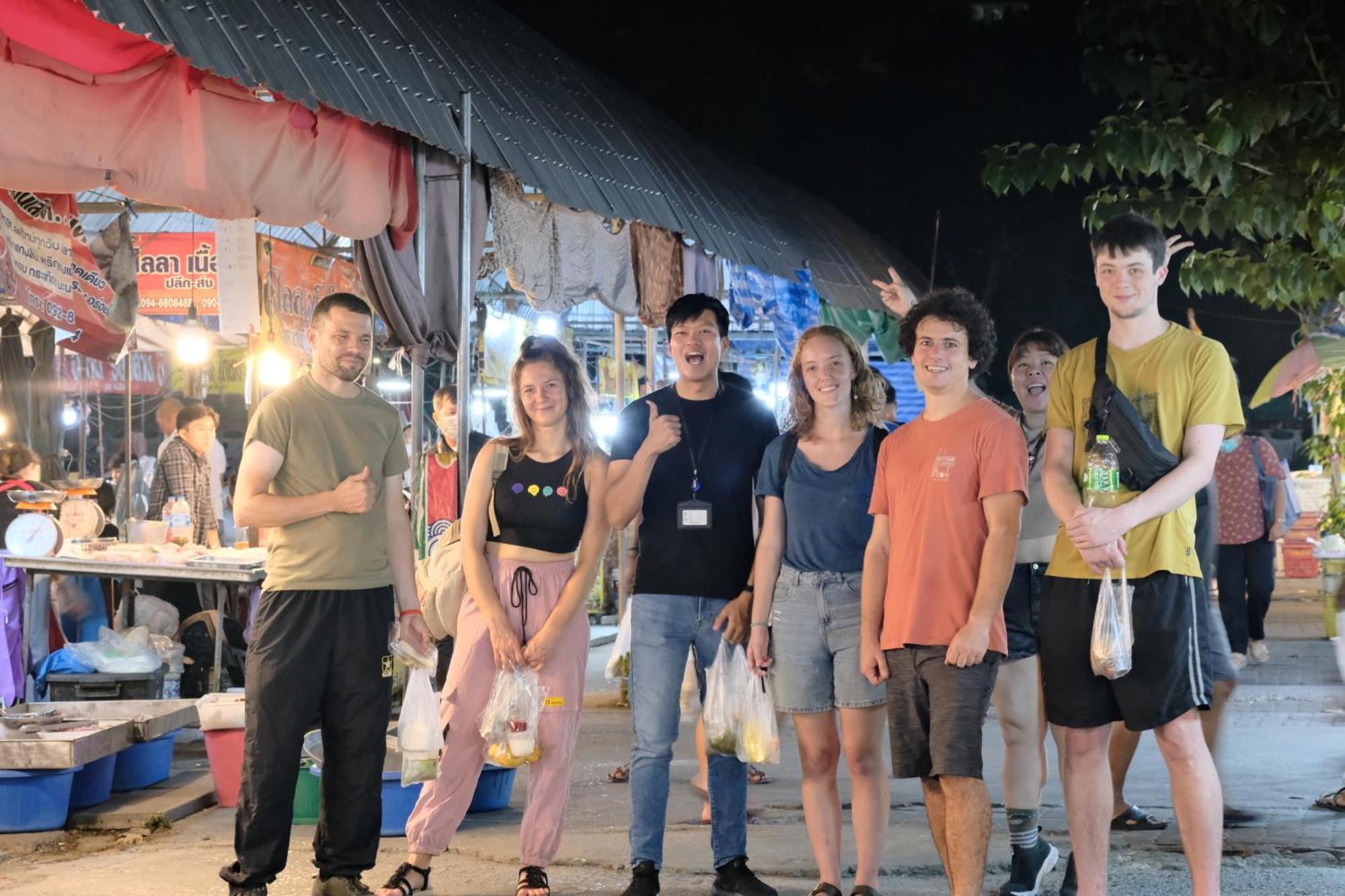 Wayha Hostel Don Mueang Airport Бангкок Екстер'єр фото