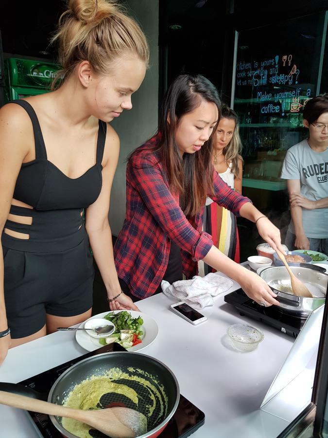 Wayha Hostel Don Mueang Airport Бангкок Екстер'єр фото