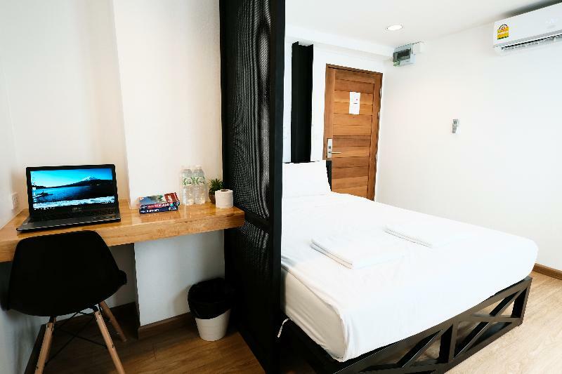 Wayha Hostel Don Mueang Airport Бангкок Екстер'єр фото